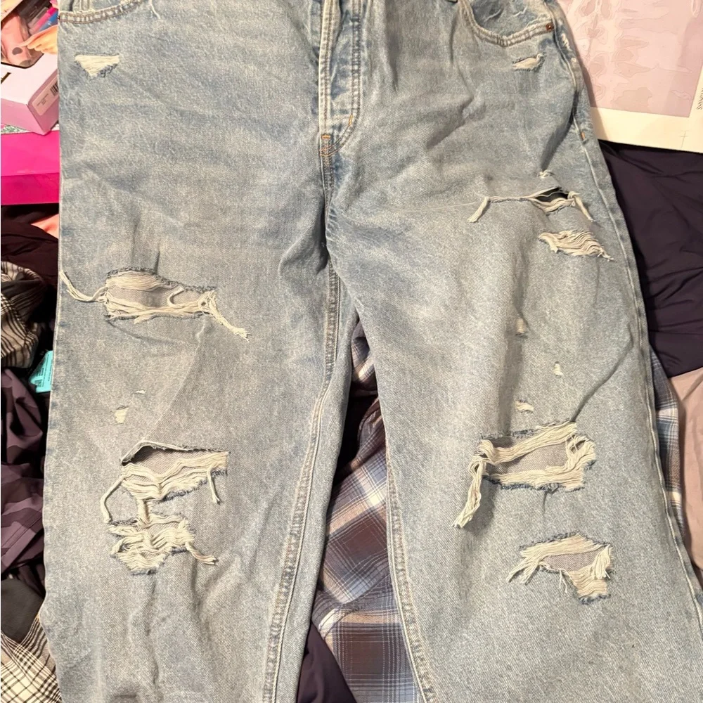 Old Navy Light Blue Distressed wide leg Jeans - Picture 2 of 3